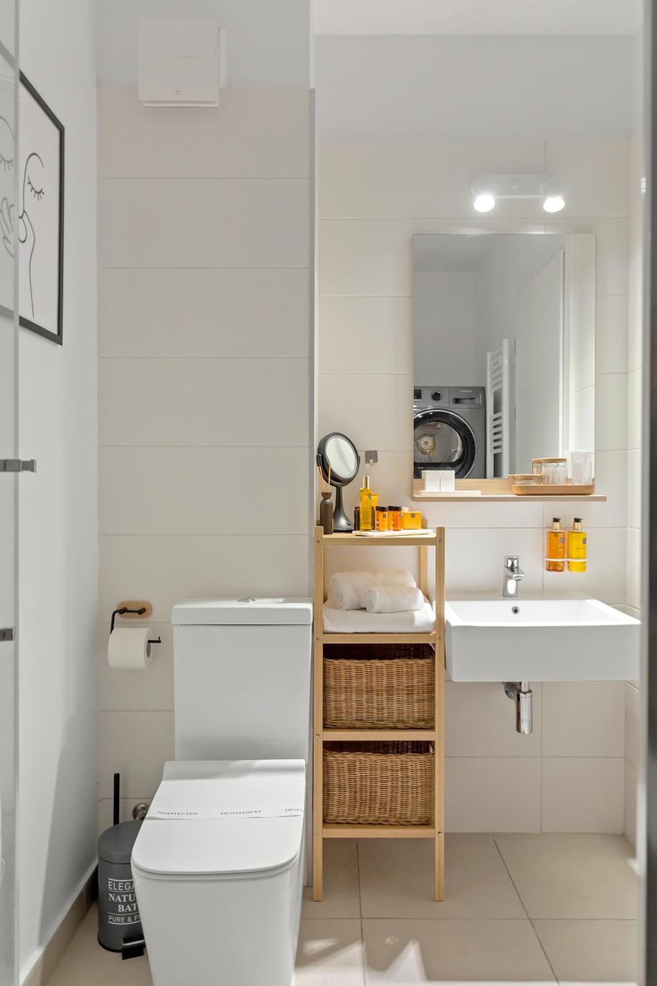 Mido Park Apartment With Private Parking & Self Check-In Bükreş Dış mekan fotoğraf